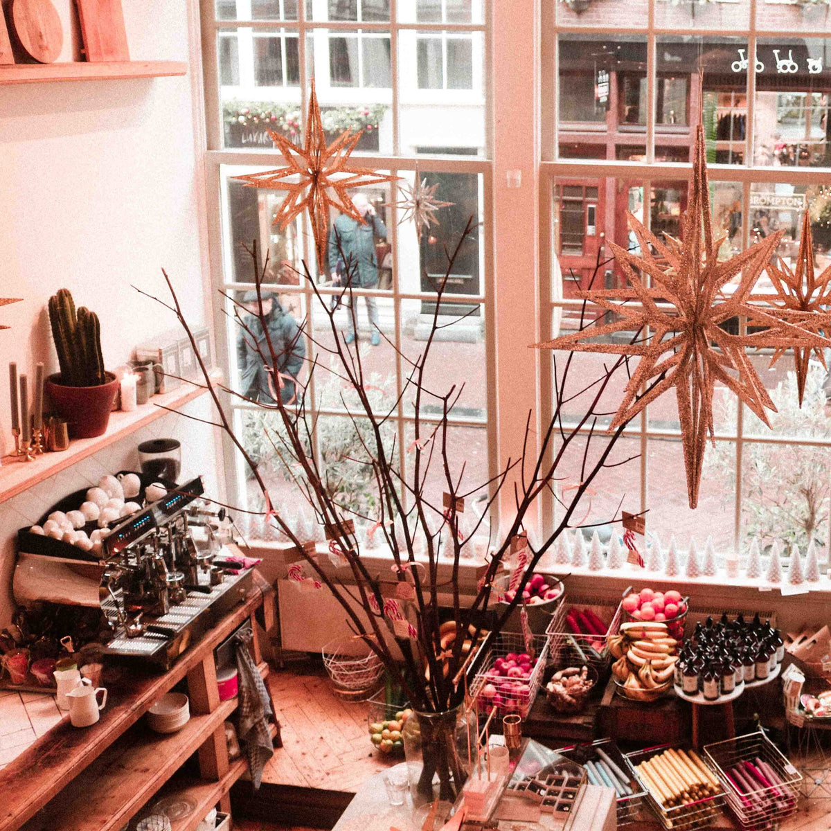 Cozy restaurants and cafes in Amsterdam
