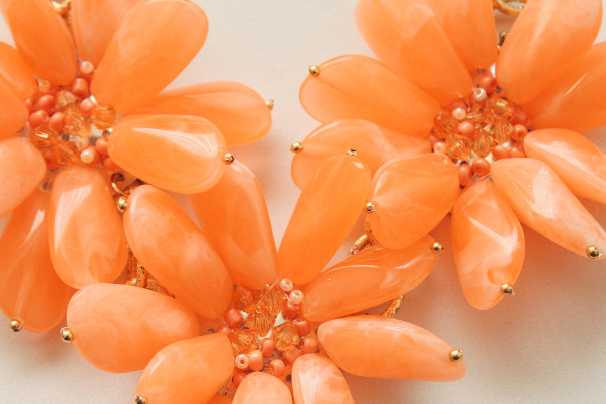 DIY flower statement necklace