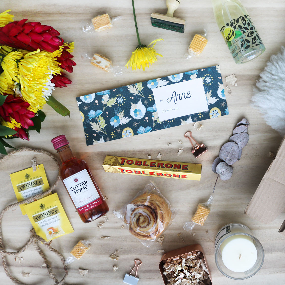 DIY retro-inspired Mother's Day gift box